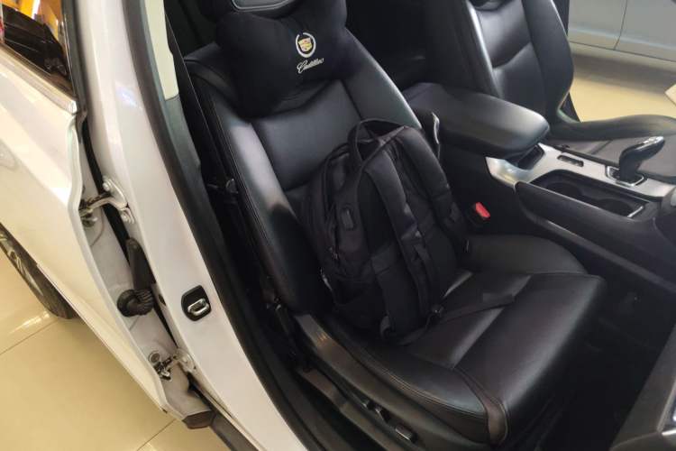 Used Cadillac XT5 2016 28T Four-Wheel Drive Luxury Model
