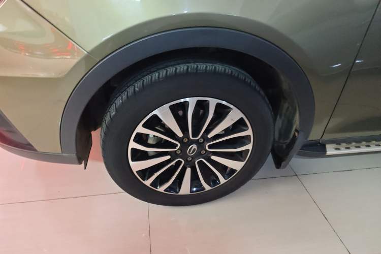 Used GAC Trumpchi GS5 Super 2015 1.8T Automatic Two-Wheel Drive Luxury Edition