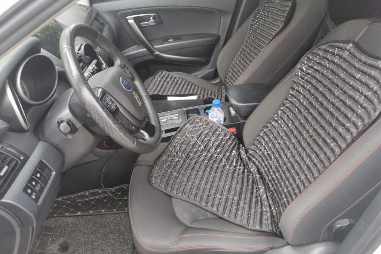 Used Bestune X80 2016 2.0L automatic Comfort trim level