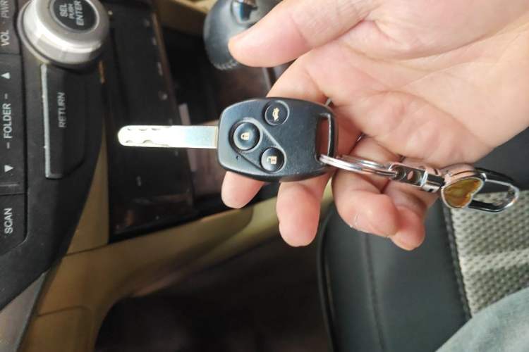 Used Honda Accord 2010 2.0L EX
