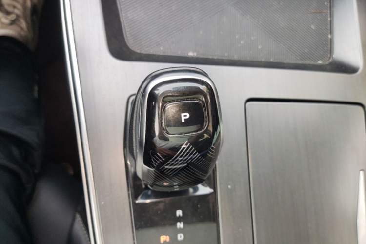 Used Roewe RX5 MAX 2022 1.5T Automatic Zhiwei Prestige Edition
