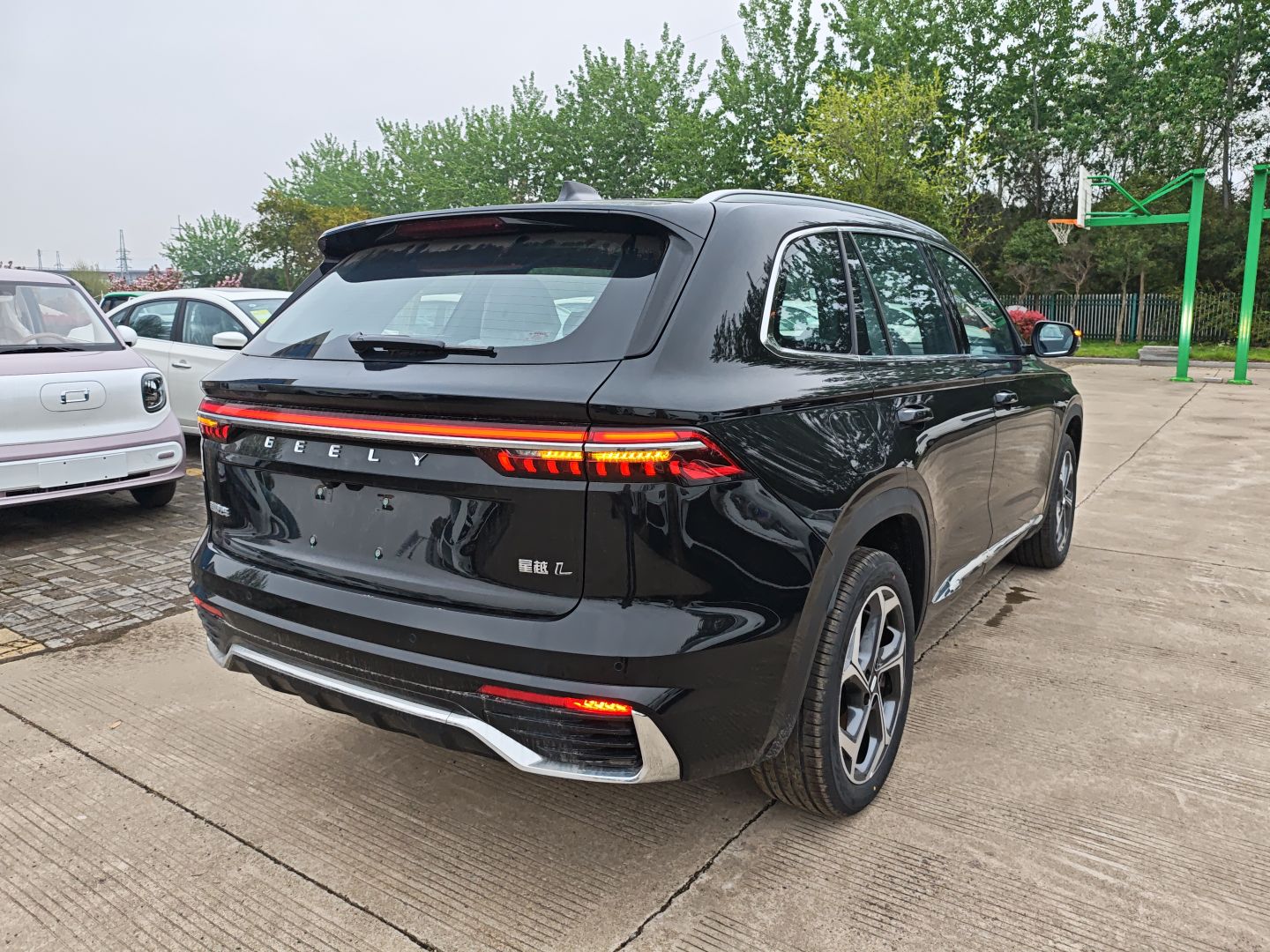 Geely Auto Monjaro L 2024 2.0TD DCT EVO Two-Wheel Drive Long-Range Version — снимка 6