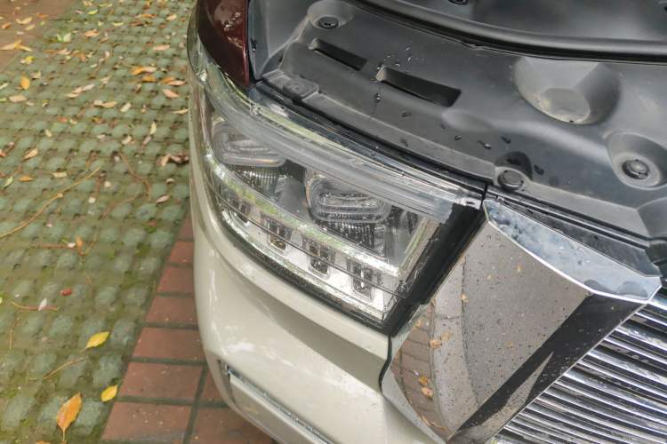 Used Tank 500 2022 3.0T High-End Custom Edition 5 Seats Right Front Headlight