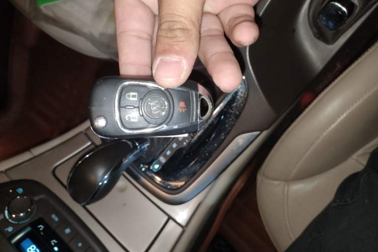 Used Buick Regal 2012 2.0L Luxury Edition
