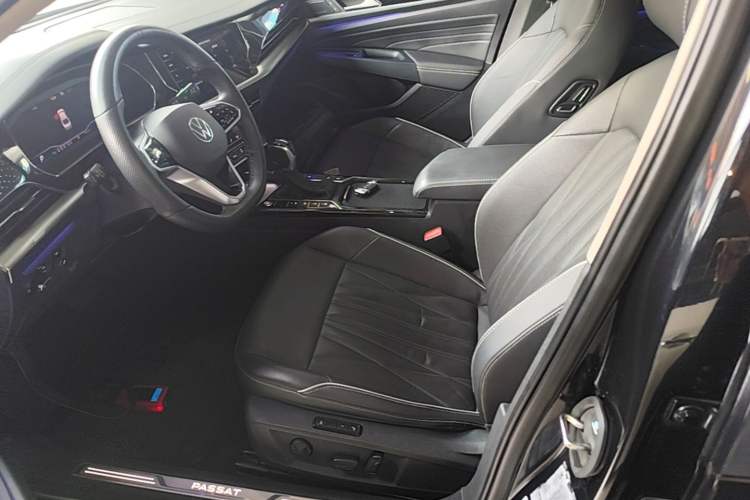 Used Volkswagen Passat 2022 380TSI Flagship Edition