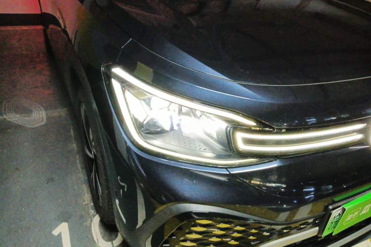 Used Volkswagen ID.6 CROZZ 2022 Long-Range Lite PRO Edition Right Front Headlight