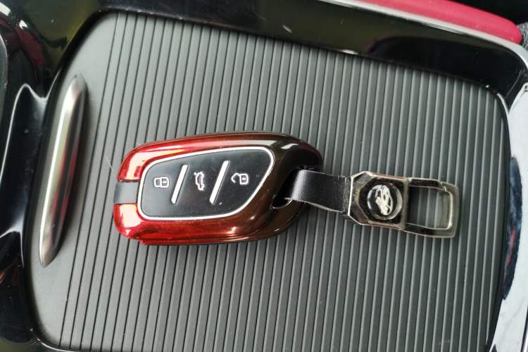 Used MG HS 2019 30T Automatic 2WD Trophy Supreme Edition China VI Standard