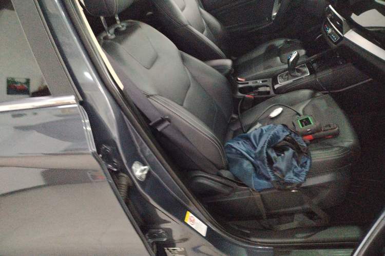 Used BYD Song 2021 Classic Edition 1.5T Automatic Elite Model Right Front Seat