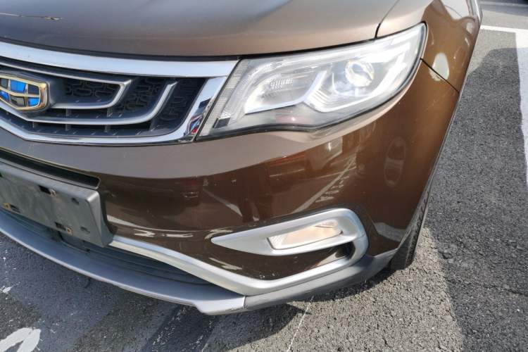 Used Geely Auto Emgrand X7 Sport 2016 1.8TD Automatic All-Wheel-Drive ZhiZun Edition Left Front Headlight