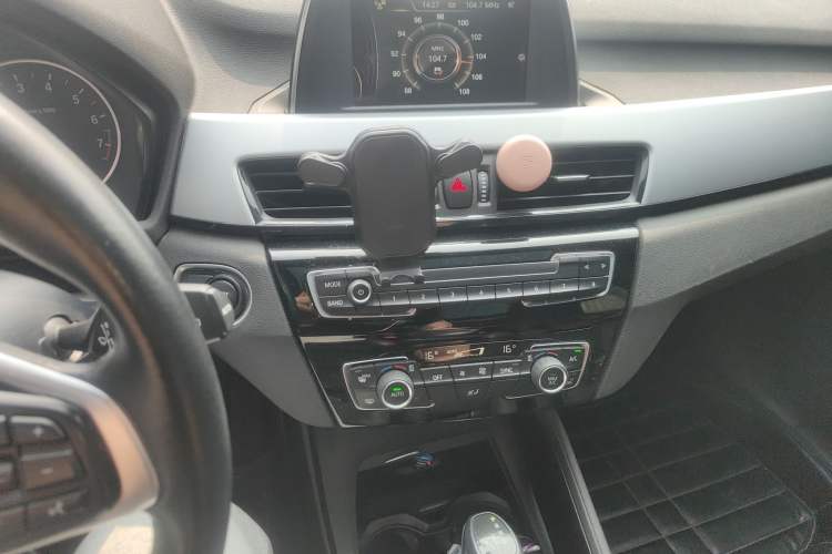 Used BMW X1 2016 sDrive18Li Fashion Model