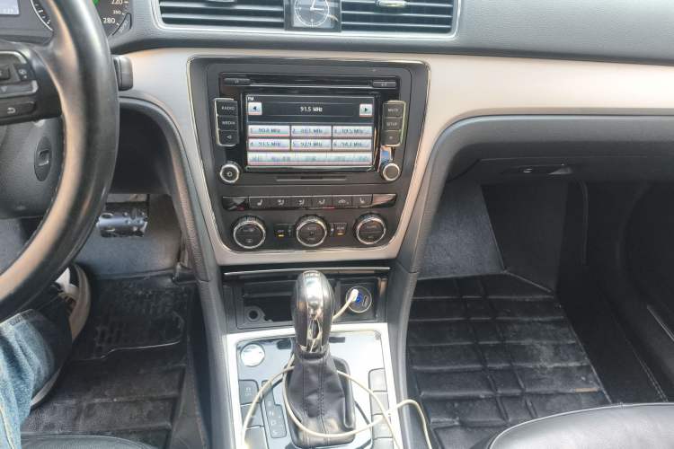 Used Volkswagen Passat 2014 1.8TSI DSG Prestige Edition
