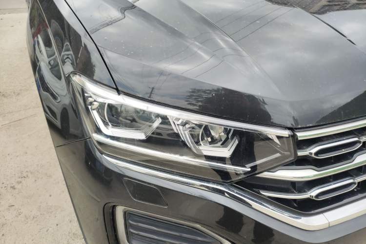 Used Volkswagen Tayron 2019 380TSI Four-Wheel Drive Prestige Version China V Standard Right Front Headlight