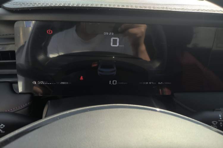 Used Roewe i5 2023 1.5L Manual Comfort Edition Instrument Cluster