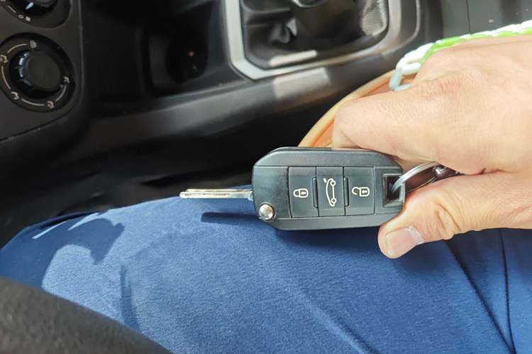 Used Citroen Elysee 2014 1.6L Manual Fashion Edition