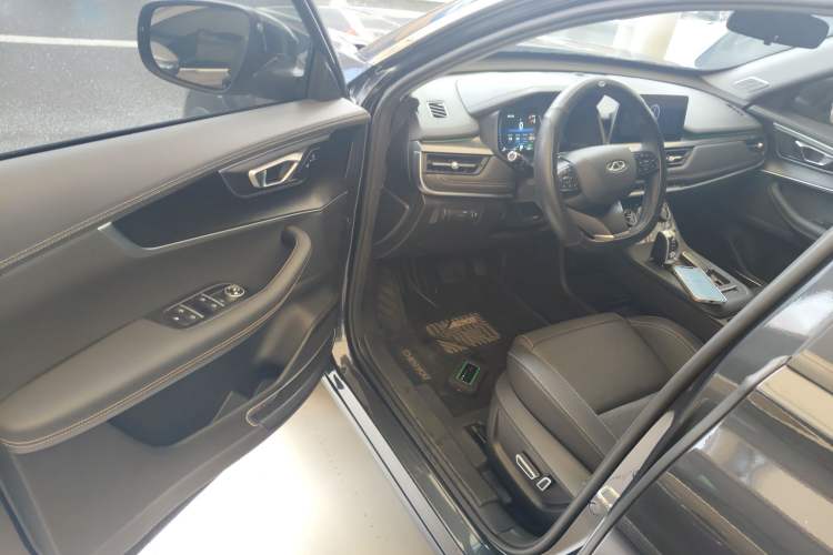 Used Chery Tiggo 8 2025 Excellence Version 230 TCI Automatic Luxury Edition 7 Seats
