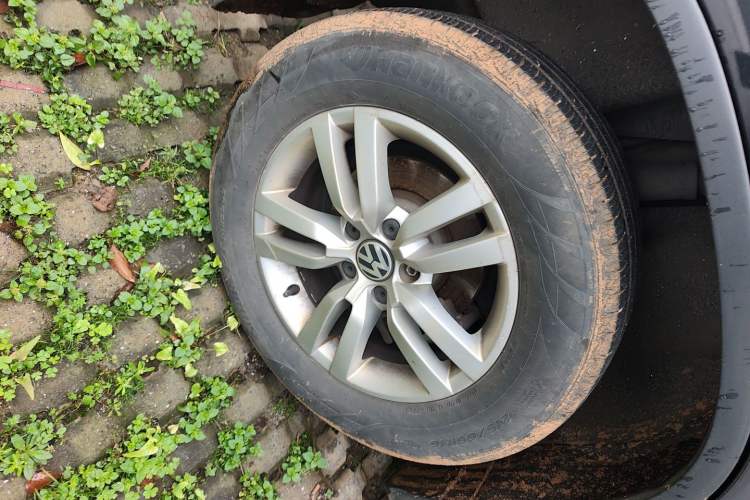 Used Volkswagen Tiguan 2013 1.8TSI Automatic Two-Wheel Drive Trend Edition Right Rear Wheel Hub