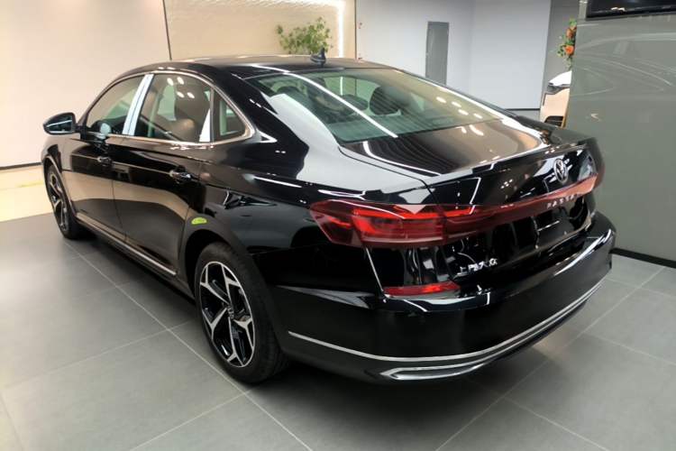 Used Volkswagen Passat 2023 Revised 330TSI Starry Elite Edition