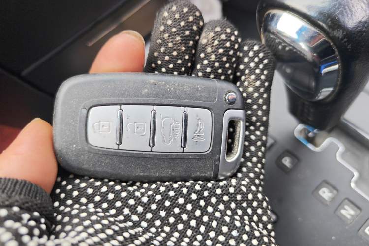 Used Kia Borrego 2008 3.8L Luxury Edition China IV Vehicle Key