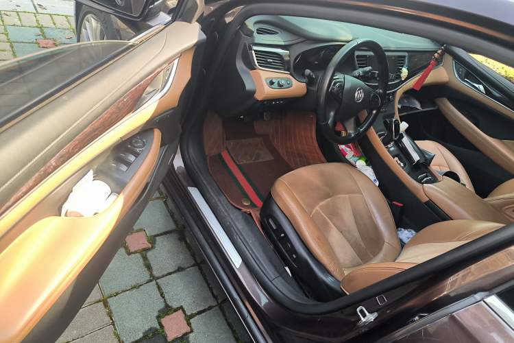 Used Buick LaCrosse 2016 28T Flagship Model