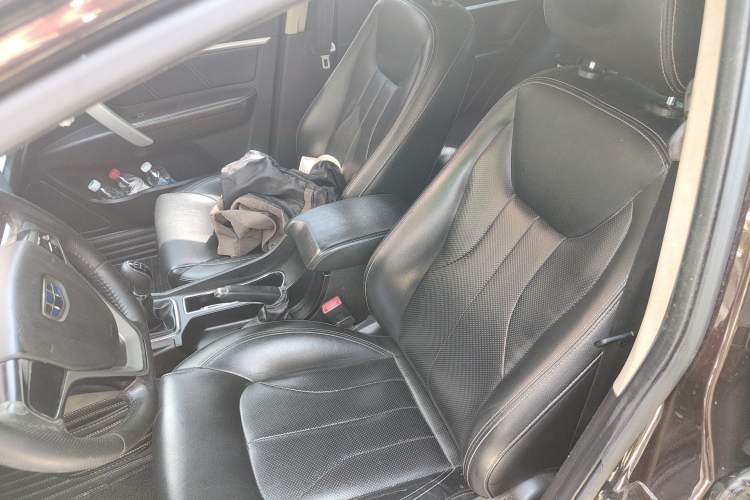 Used Geely Auto Emgrand 2017 Sedan Million Edition 1.5L Manual - Upward Version
