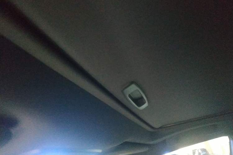 Used Toyota Avalon 2019 2.0L Ambition Edition China VI