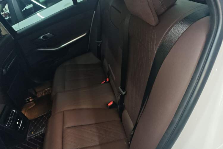 Used BMW 3 Series 2022 320Li M Sport Package Left Rear Seat