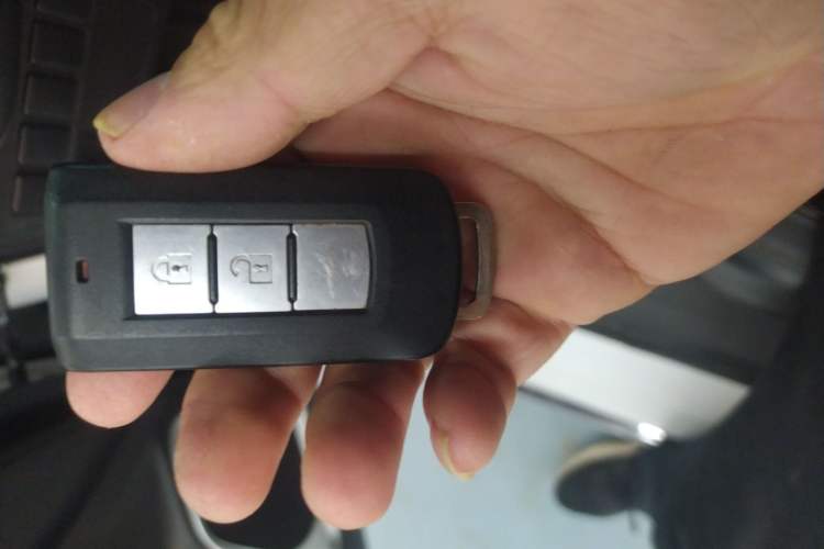 Used Mitsubishi Outlander 2021 2.0L Two-Wheel Drive Comfort Edition 5 Seats
