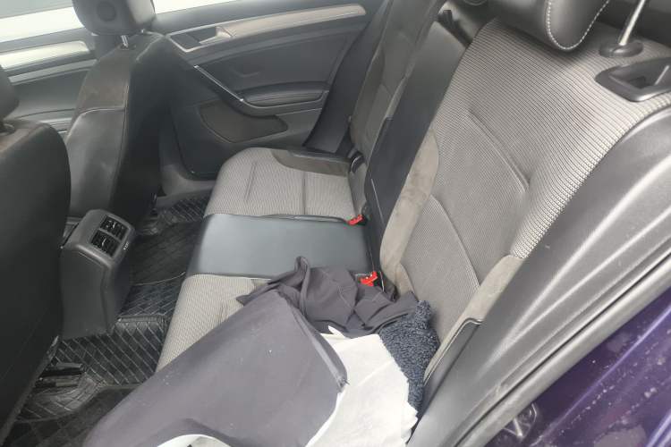 Used Volkswagen Golf 2018 230TSI Automatic Comfort Model Left Rear Seat