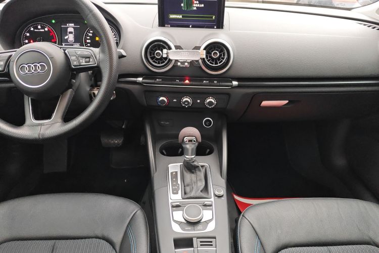 Used Audi A3 2018 30th Anniversary Edition Sportback 35 TFSI Fashion Model
