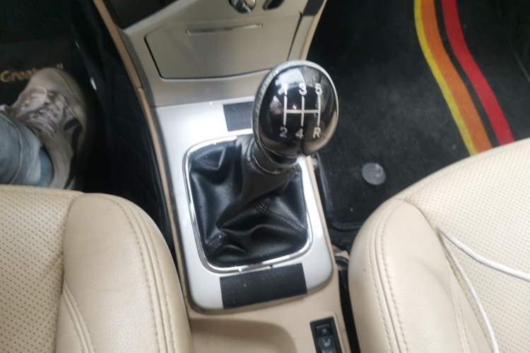 Used Great Wall C30 2013 1.5L Manual Elite Model Gear Lever