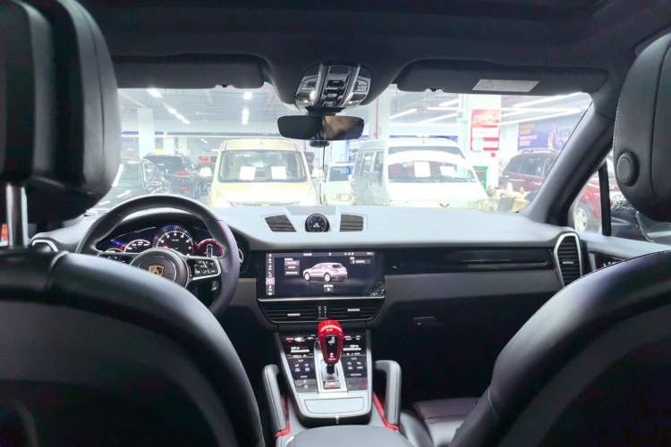 Used Porsche Cayenne 2018 Cayenne 3.0T Headliner