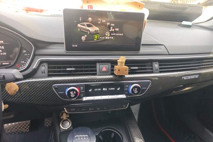 Used Audi A4L 2018 30th Anniversary Edition 45 TFSI quattro Sport model