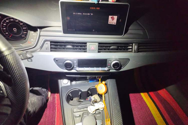 Used Audi A4L 2019 40 TFSI Fashion Edition China VI Emission Standard
