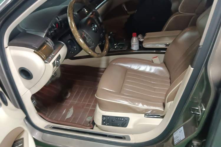 Used Volkswagen Phaeton 2012 3.6L Deluxe Custom Edition