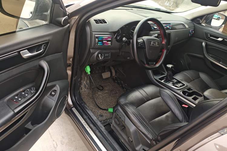 Used Qoros 5 2016 1.6T Automatic Luxury Model
