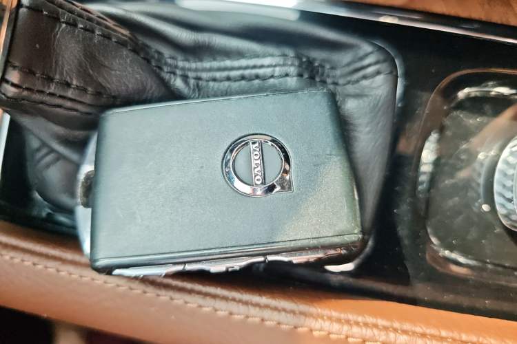 Used Volvo S90 2019 T5 Zhiyi Edition
