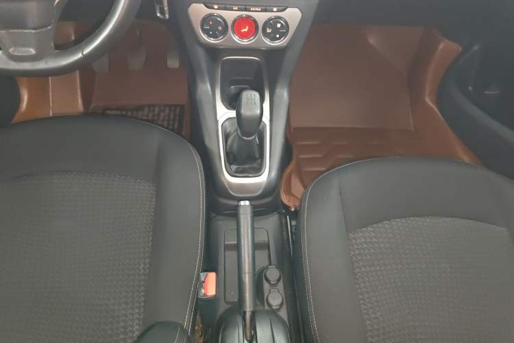 Used Peugeot 301 2014 1.6L Manual Luxury Edition
