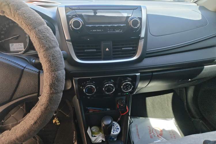 Used Toyota YARiS L Zhi Xuan 2016 Revised 1.5E CVT Charming Edition