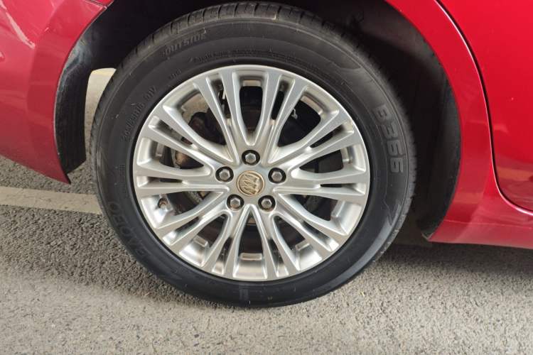 Used Buick GT 2015 15N Automatic Deluxe Edition