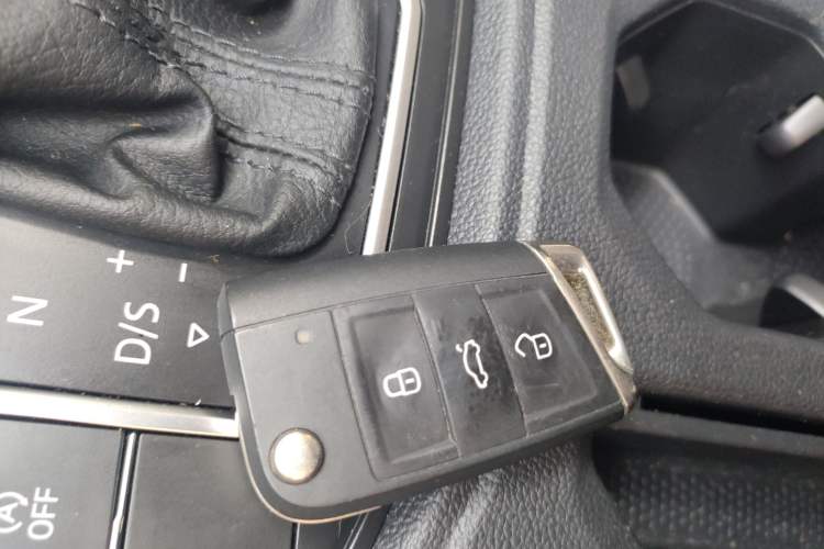 Used Volkswagen Lavida 2023 Revised Version 1.5L Automatic Starry Sky Edition – 5 Million Units