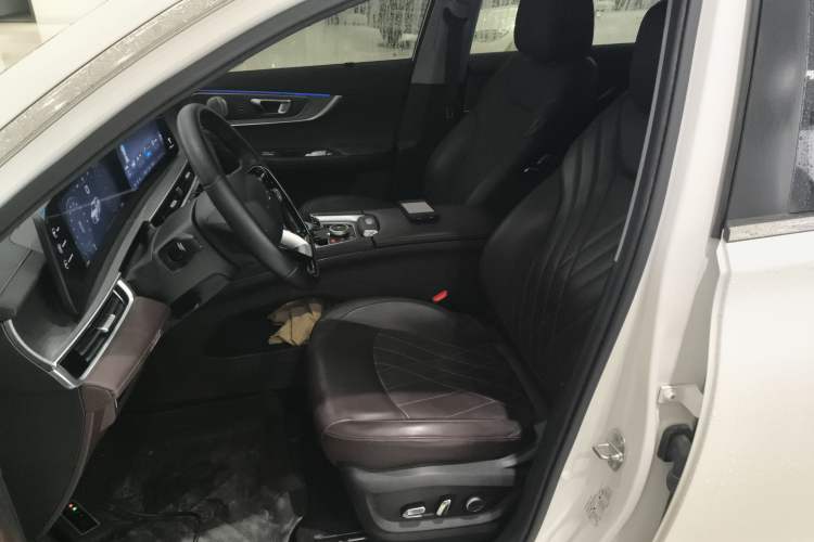 Used Chery Tiggo 8 PRO 2024 Champion Edition 390T Two-Wheel Drive Peak Version 5 Seats