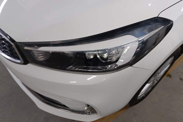 Used Kia K3 2016 1.6L Automatic GL Left Front Headlight