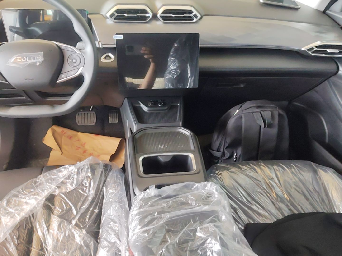 Dongfeng Aeolus SKY EV01 2025 530 km AIR Elite Edition — снимка 16