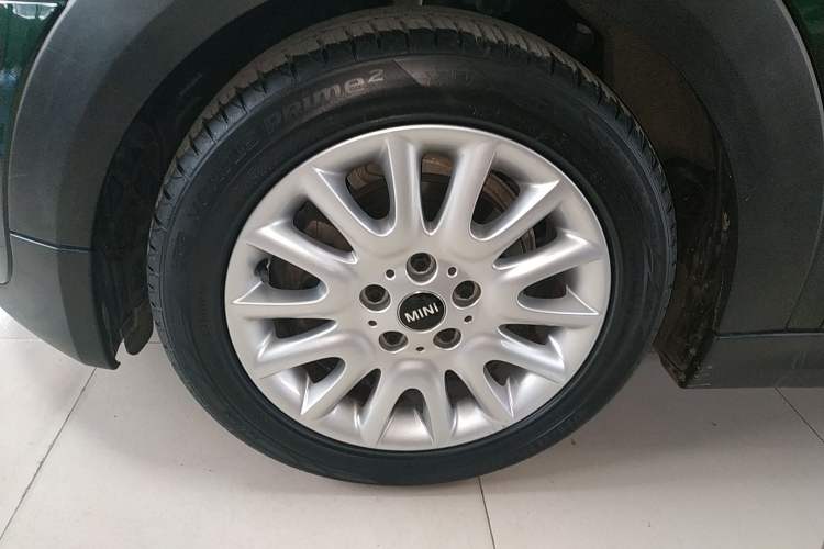 Used MINI 2016 1.2T ONE Pioneer Edition Left Front Wheel Hub