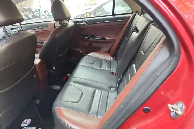 Used BYD Surui 2015 1.5L Automatic Luxury Model
