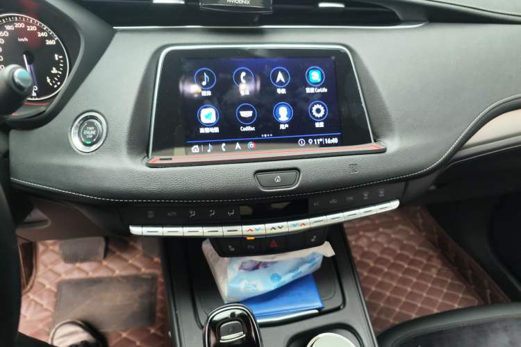 Used Cadillac XT4 2020 28T Two-Wheel-Drive Leading Version