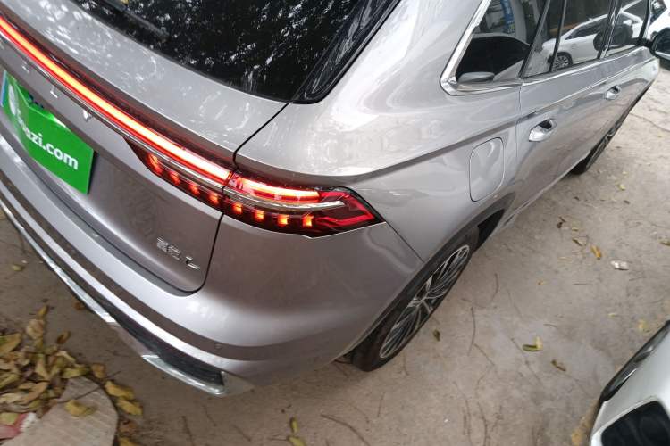 Used Geely Auto Monjaro L 2025 Dongfang Yao 2.0TD Automatic Lanxing Edition Right Rear Taillight