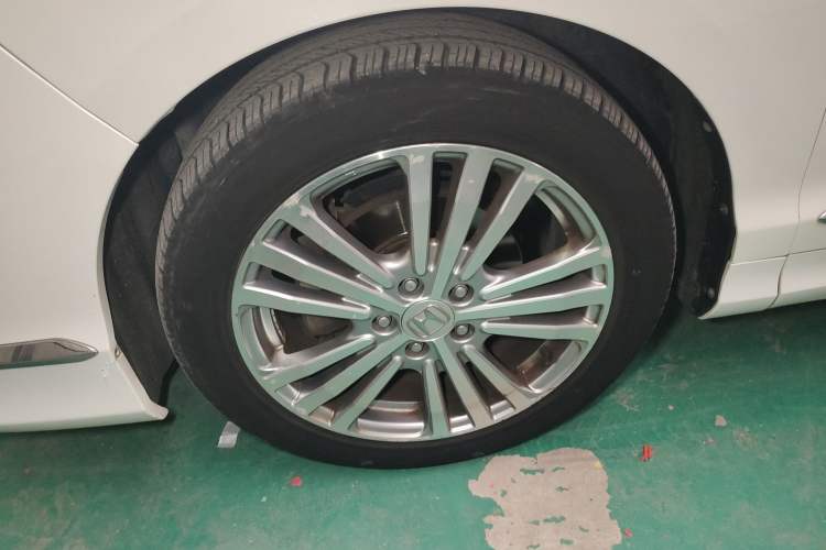 Used Honda Elysion 2016 2.4L Classic Edition
