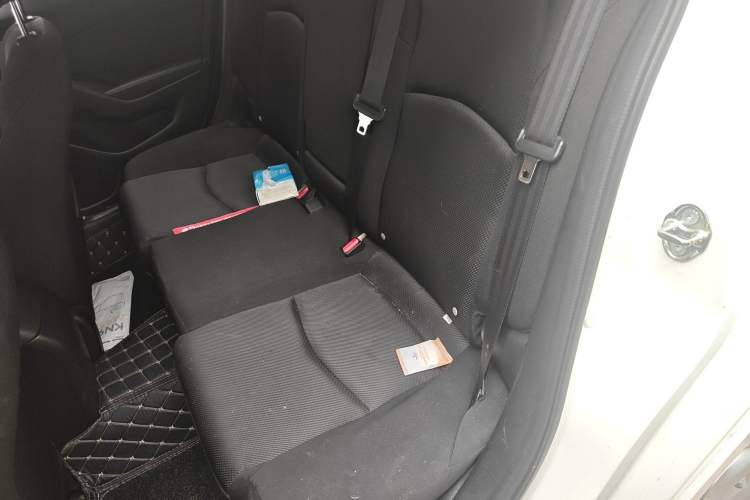 Used Mazda 3 Axela 2017 Hatchback 1.5L Manual Comfort Edition China V Left Rear Seat