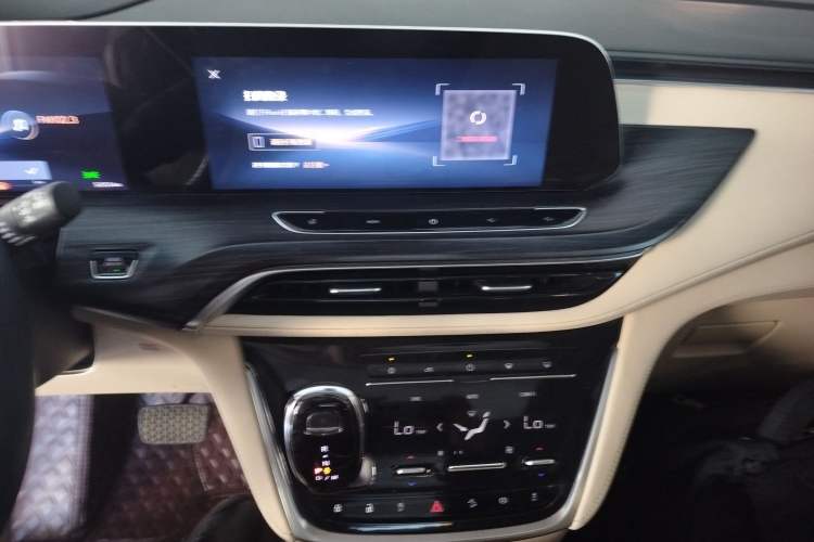 Used Buick GL8 2023 ES Lu Zun Luxury Model
